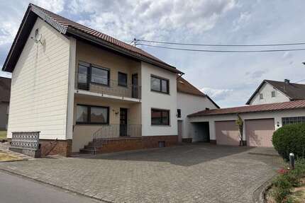 Haus zum Kaufen in Strohn 195.000,00 € 130.4 m²
