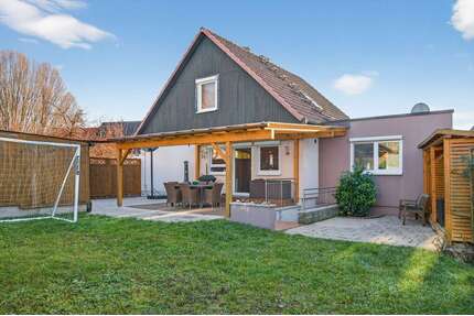 Haus zum Kaufen in Straubenhardt Ottenhausen 415.000,00 € 173.55 m² - Straubenhardt / Ottenhausen