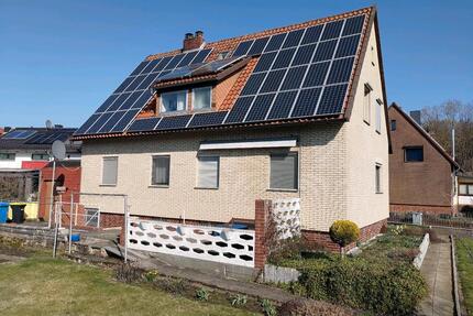 Gepflegtes Wohnhaus in Asel mit großem Garten und Solaranlage - Harsum