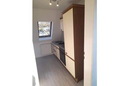 Gemütliche Etagenwohnung sucht neue Mieter - Oberhausen Schlad