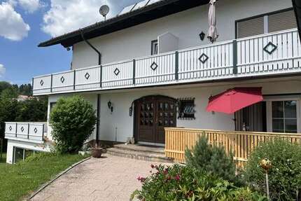 Haus zum Kaufen in Rinchnach 600.000,00 € 450 m²