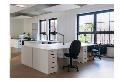 Freie Arbeitsplätze im Loft Hamburg-Bahrenfeld – flexibel & voll ausgestattet
