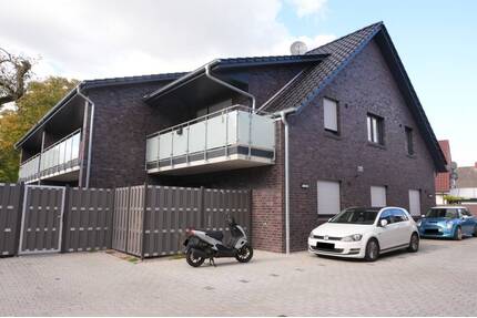 Keine Käuferprovision - Großzügige Dachgeschosswohnung mit Balkon - Papenburg