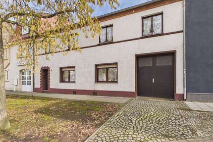 Haus zum Kaufen in Staßfurt 160.000,00 € 160.87 m²