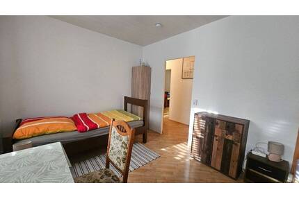 Solide Wohnung inklusive KFZ-Stellplatz - Neustadt an der Weinstraße Neustadt-Stadt