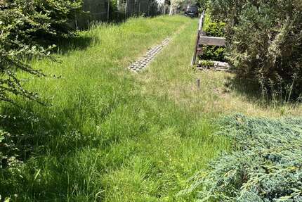 Grundstück zu verkaufen in Kreischa 100.000,00 € 1028 m²