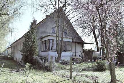 Haus zum Kaufen in Nauen 349.000,00 € 215 m²