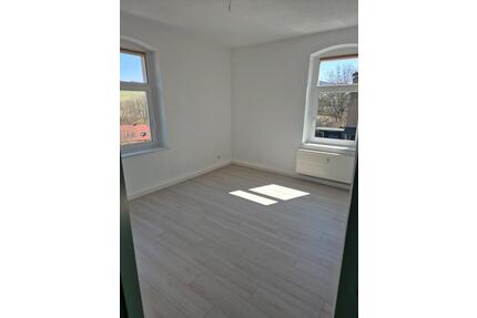 Wohlfühlen in Schirgiswalde-Kirschau 3 Raum Wohnung Warm