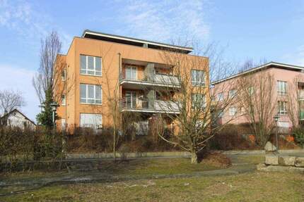 Bezugsfrei: Sonnige 2-Zimmer-Wohnung mit großer Terrasse und Tiefgaragenstellplatz - Bernau bei Berlin