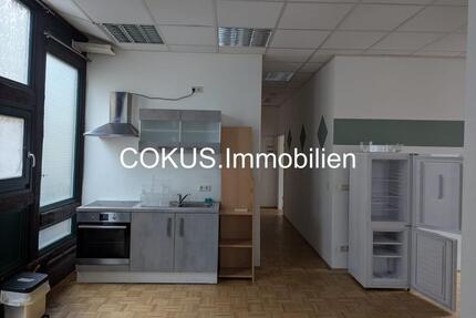 Schöne Erdgeschosswohnung mit Balkon (Terrasse) und Stellplatz - Schmalkalden