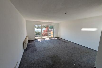 Attraktives 1-Zimmer-Appartement mit Sonnenbalkon und neuer EBK - Brandis Kleinsteinberg