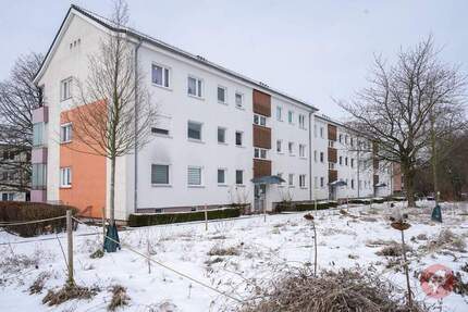 3,5-Zimmer-Wohnung mit Garage und Loggia in ruhiger Lage von Flintbek