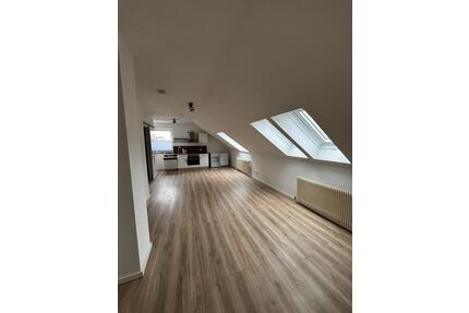 1 Zimmer-Dachgeschosswohnung Veitshöchheim