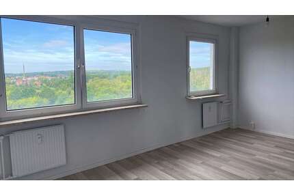 Wohnung zum Mieten in Halle (Saale) 329,00 € 56 m²