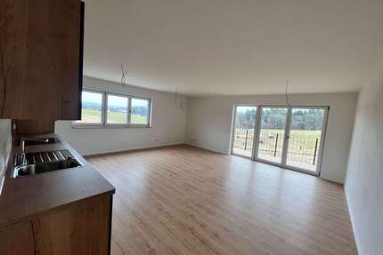 Wohnung zum Mieten in Tiefenbach 1.100,00 € 92 m²