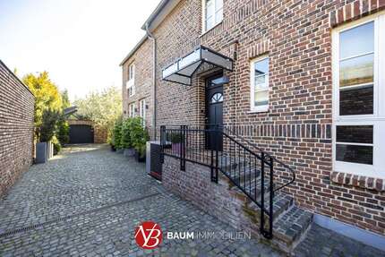 Haus zum Kaufen in Meerbusch 1.890.000,00 € 254 m²