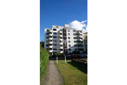 Sonnige 2 Zimmer, Küche, Balkon, Duschbad, Aufzug, einschl. Tiefgarage, keine Käuferprovision - Berlin Lichterfelde