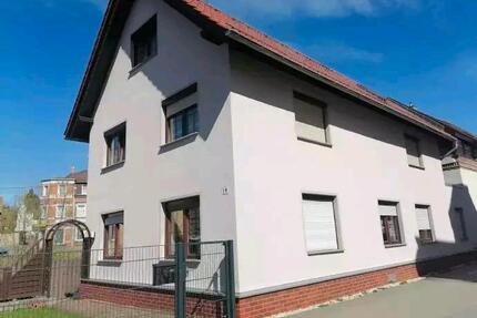 Einfamilienhaus - 195.000,00&nbsp;EUR Kaufpreis, ca.&nbsp; 170,00&nbsp;m&sup2; in Werdau (PLZ: 08412)