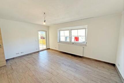 Helle 3 ZKB EG-Wohnung (75 m²) mit Terrasse & EBK in Beilngries