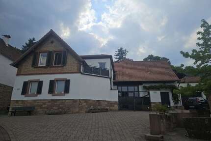 Haus zum Mieten in Gleisweiler 1.280,00 € 150 m²