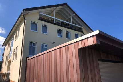 Wohnung zum Kaufen in Neuhaus am Rennweg 150.000,00 € 108.64 m²