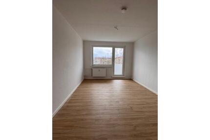 2-Raum-Wohnung mit Balkon - 316,00&nbsp;EUR Kaltmiete, ca.&nbsp; 49,73&nbsp;m&sup2; in Quedlinburg (PLZ: 06484)