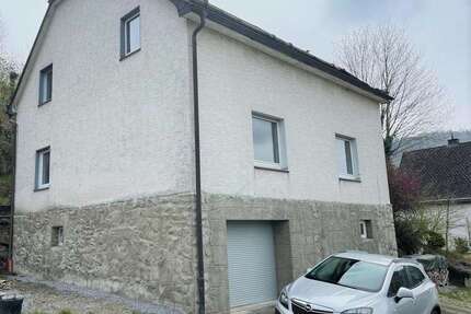 Haus zum Kaufen in Bestwig 149.500,00 € 125 m²