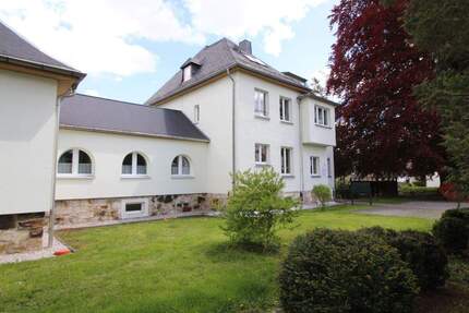 3-Raumwohnung mit Terrasse im Souterrain! STP! - Callenberg Langenchursdorf