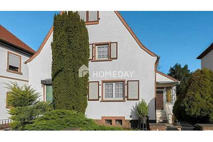 Frei stehendes EFH mit Wintergarten, großer Terrasse und Garten in ruhiger Lage von Hauptstuhl