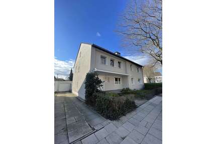 Haus zum Kaufen in Essen 870.000,00 € 279.61 m²
