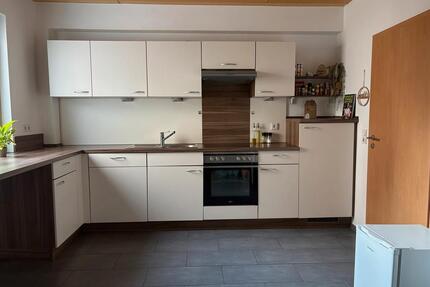 Wohnung zu vermieten - 950,00&nbsp;EUR Kaltmiete, ca.&nbsp; 100,00&nbsp;m&sup2; in Gudensberg (PLZ: 34281)