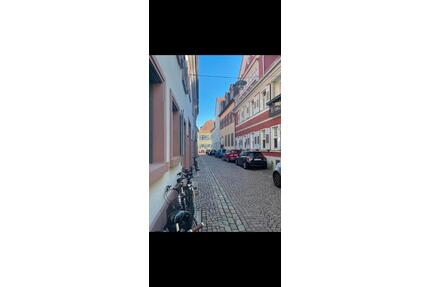 Stilvolle Stadtmitte DG Wohnung (Kapitalanlage) - Speyer