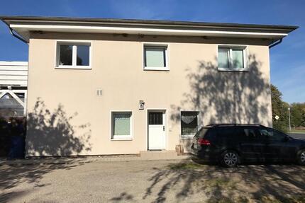 Vermietetes, Teilmodernisiertes Mehrfamilienhaus mit 35.607,-JNKM - Ahrenshagen-Daskow