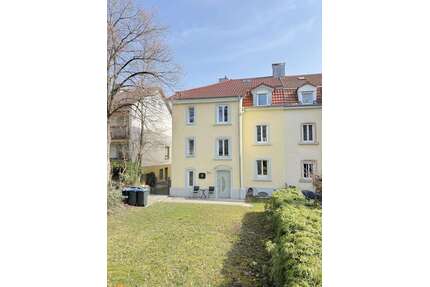 Haus zum Kaufen in Singen (Hohentwiel) 548.000,00 € 223 m²