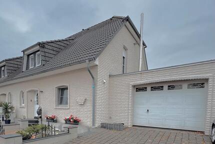 Doppelhaushälfte in Nordsteimke Tel+49 1723227363 - Wolfsburg Almke