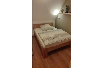 Ferienzimmer - 50,00&nbsp;EUR Kaltmiete, in Detmold (PLZ: 32756)