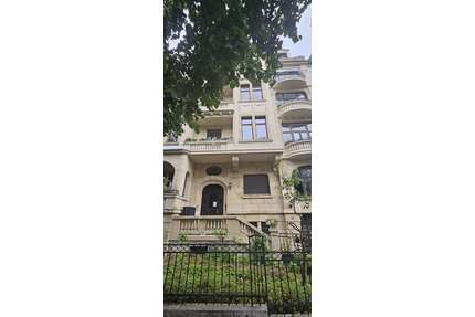 Wohnung zum Mieten in Wiesbaden 2.050,00 € 129 m²