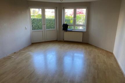 2-Zimmer-Wohnung unrenoviert, mit Zugang zur Terrasse in einem schönen Wohnumfeld - Delmenhorst Bungerhof
