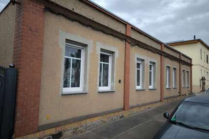 Haus zum Kaufen in Schkeuditz 289.000,00 € 140 m²