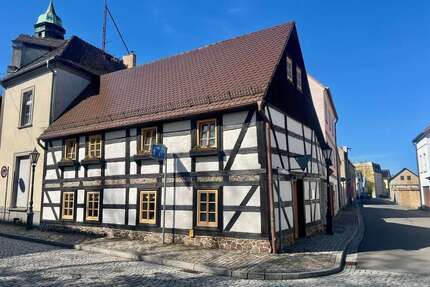 Haus zum Kaufen in Ruhland 75.000,00 € 96 m²