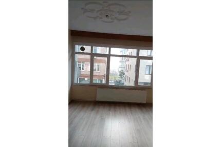 Großzügig 3,5 Zimmer Wohnung in Istanbul Bakırköy. - Lenningen