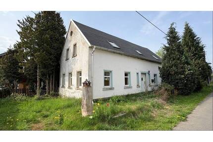 Raumwunder im Inneren - 59.000,00&nbsp;EUR Kaufpreis, ca.&nbsp; 110,00&nbsp;m&sup2;&nbsp;Wohnfl&auml;che in Eibau-Neueibau (PLZ: 02739)