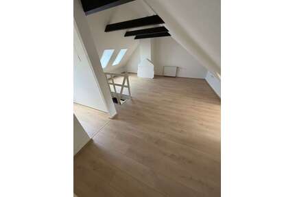 Wohnung zum Mieten in Peine 700,00 € 93.53 m²