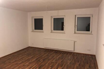 UG Wohnung - 700,00&nbsp;EUR Kaltmiete, ca.&nbsp; 35,00&nbsp;m&sup2; in Ludwigsburg (PLZ: 71638)