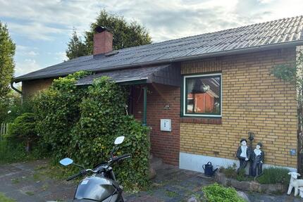 Haus in Ellund in Sackgassenendlage mit Sanierungsbedarf - Handewitt