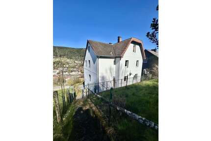 Haus zum Kaufen in Schramberg 149.000,00 € 136 m²