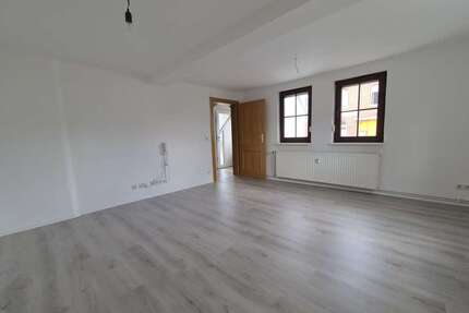 Haus zum Mieten in Sinntal 750,00 € 91.23 m²