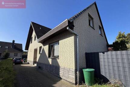 Ruhig & großzügig Wohnen! - 498.000,00&nbsp;EUR Kaufpreis, ca.&nbsp; 214,00&nbsp;m&sup2;&nbsp;Wohnfl&auml;che in Lehrte (PLZ: 31275) Steinwedel