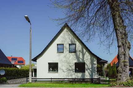 Haus zum Kaufen in Zarrentin 329.000,00 € 139.9 m²