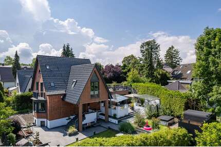 Haus zum Kaufen in Timmendorfer Strand 1.985.000,00 € 230 m²